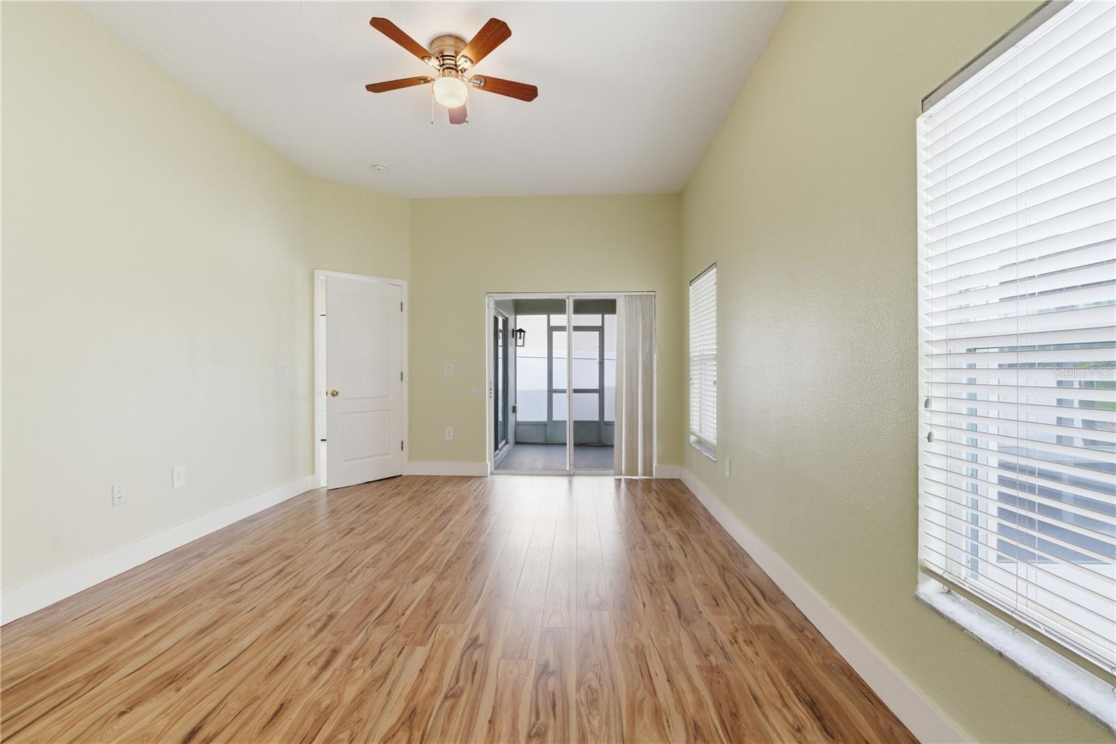 Image 18 of 38 For 4207 Andover Cay Boulevard