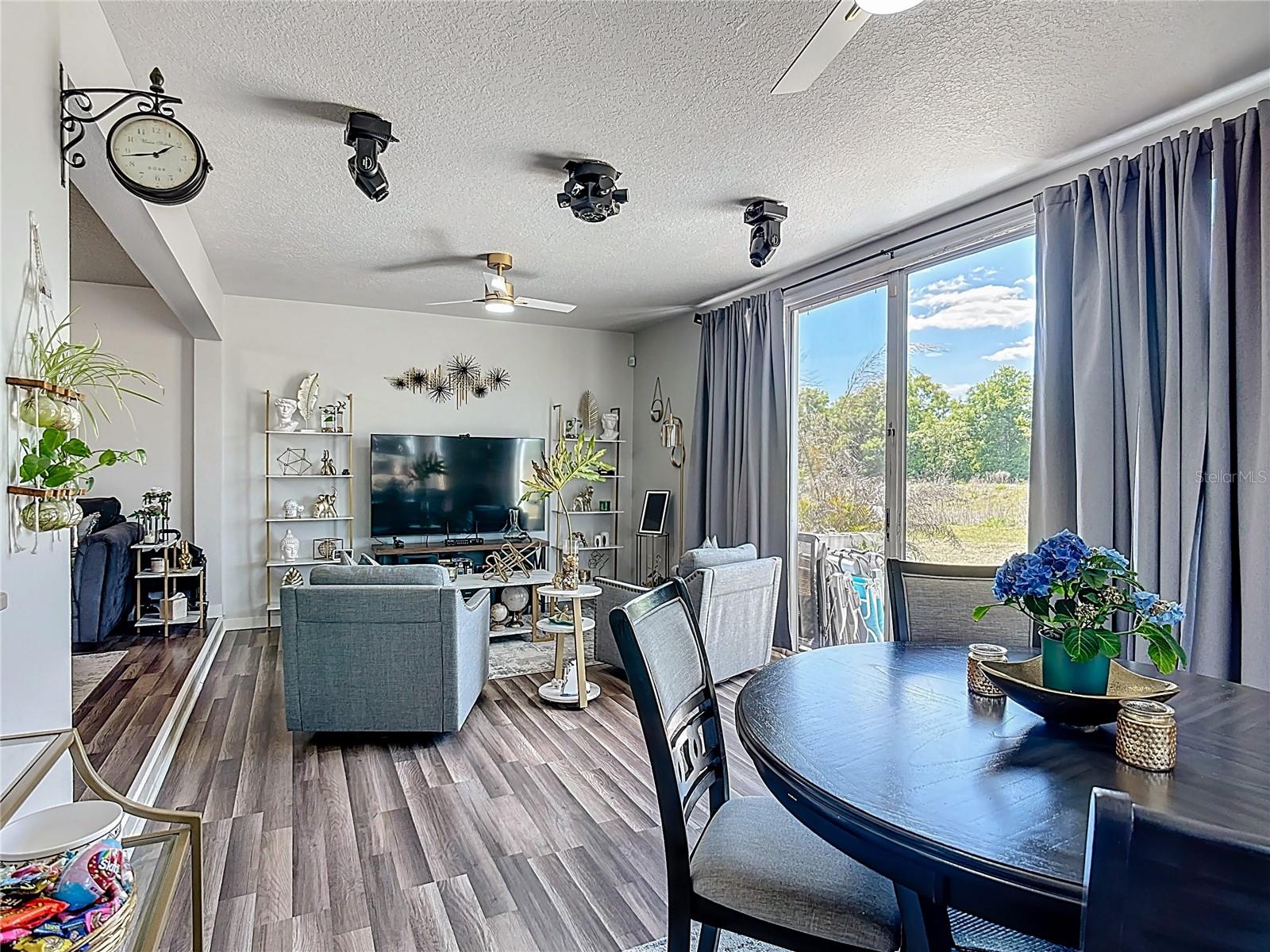 Image 13 of 44 For 236 Orchid Drive