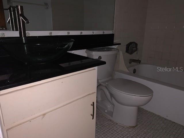 Image 10 of 13 For 120 America Street 7