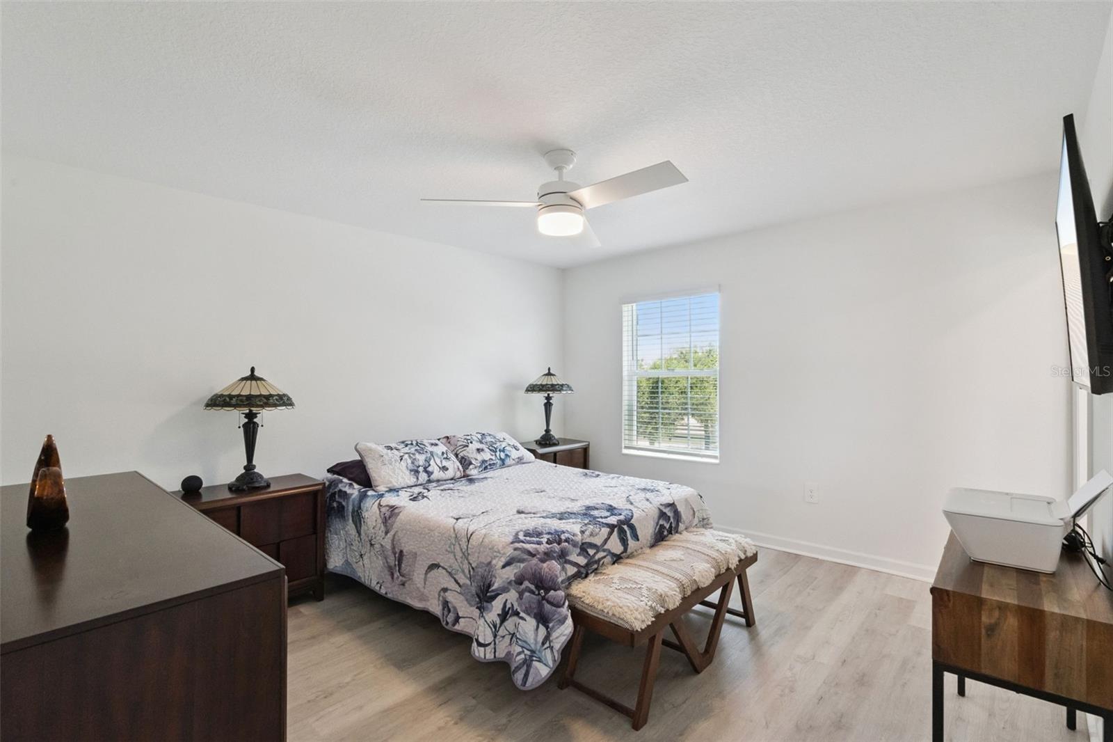 Image 15 of 28 For 15755 Water Spring Boulevard