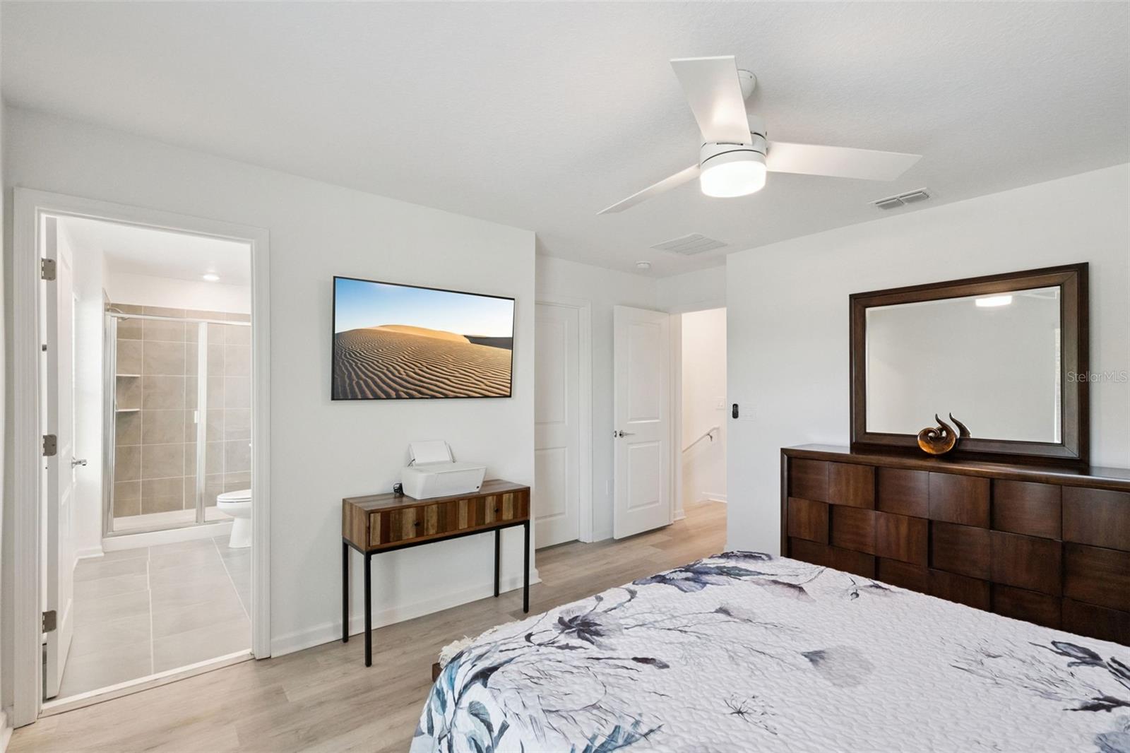 Image 17 of 28 For 15755 Water Spring Boulevard