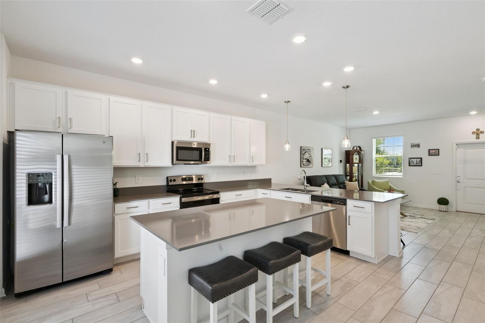 Image 9 of 28 For 15755 Water Spring Boulevard