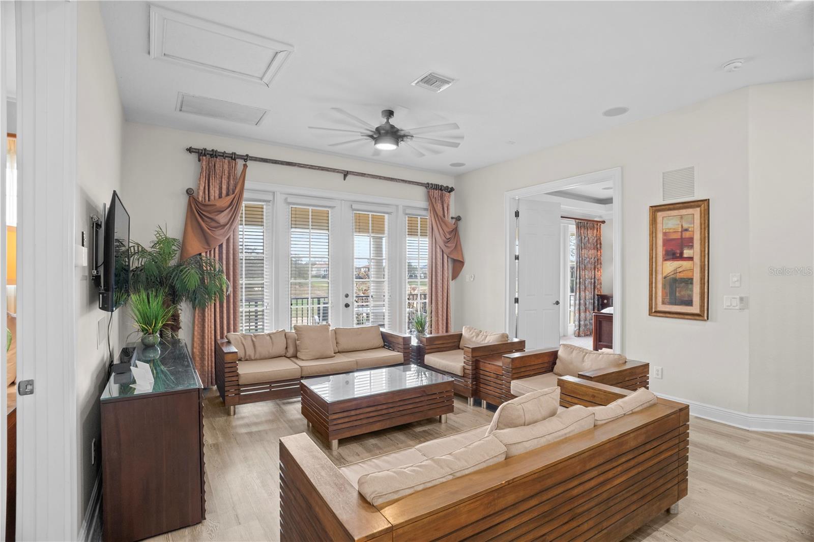 Image 23 of 56 For 7388 Gathering Court