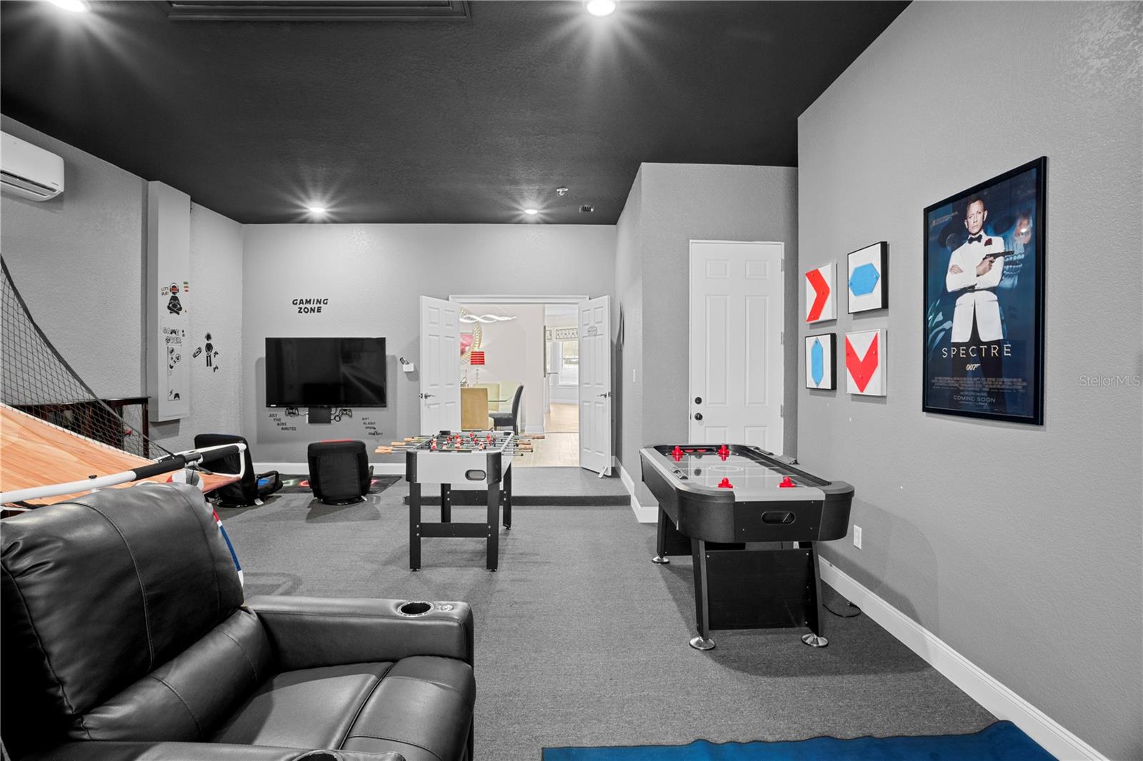 Image 26 of 56 For 7388 Gathering Court