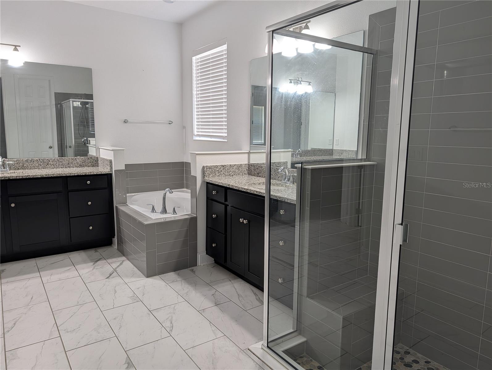 Image 2 of 10 For 703 Hyperion Drive