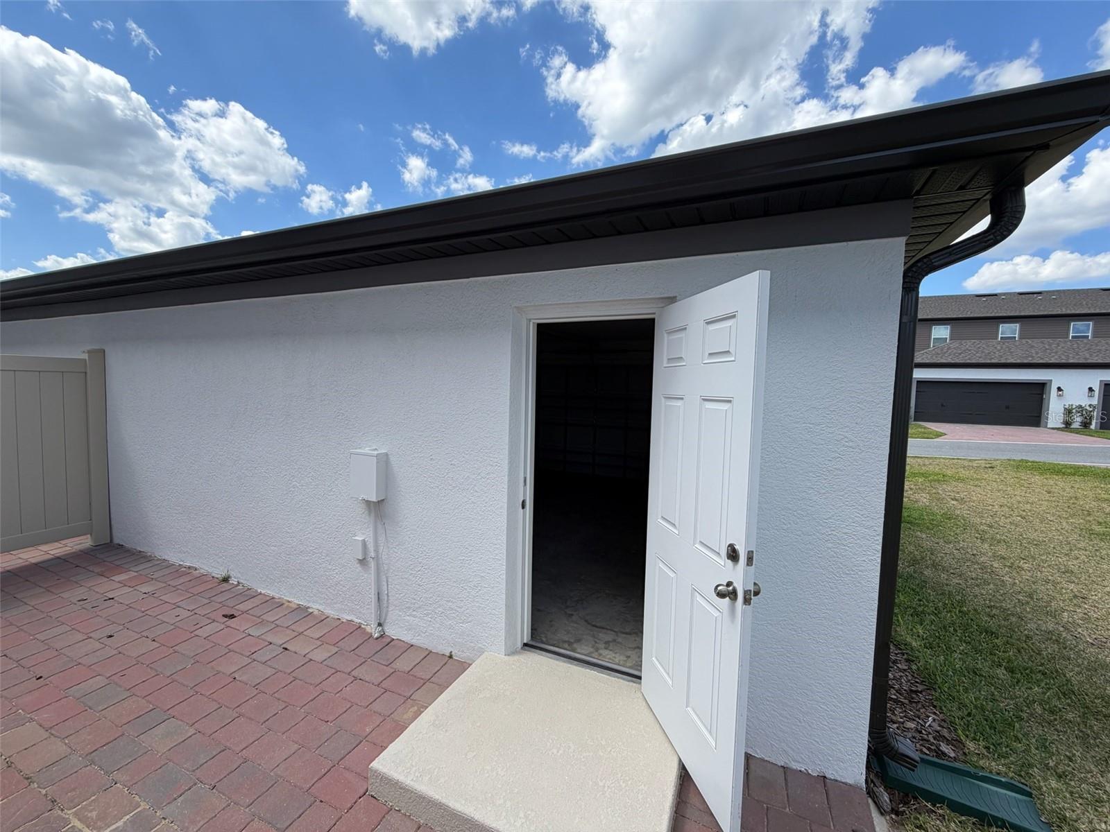 Image 43 of 46 For 15935 Grafton Way