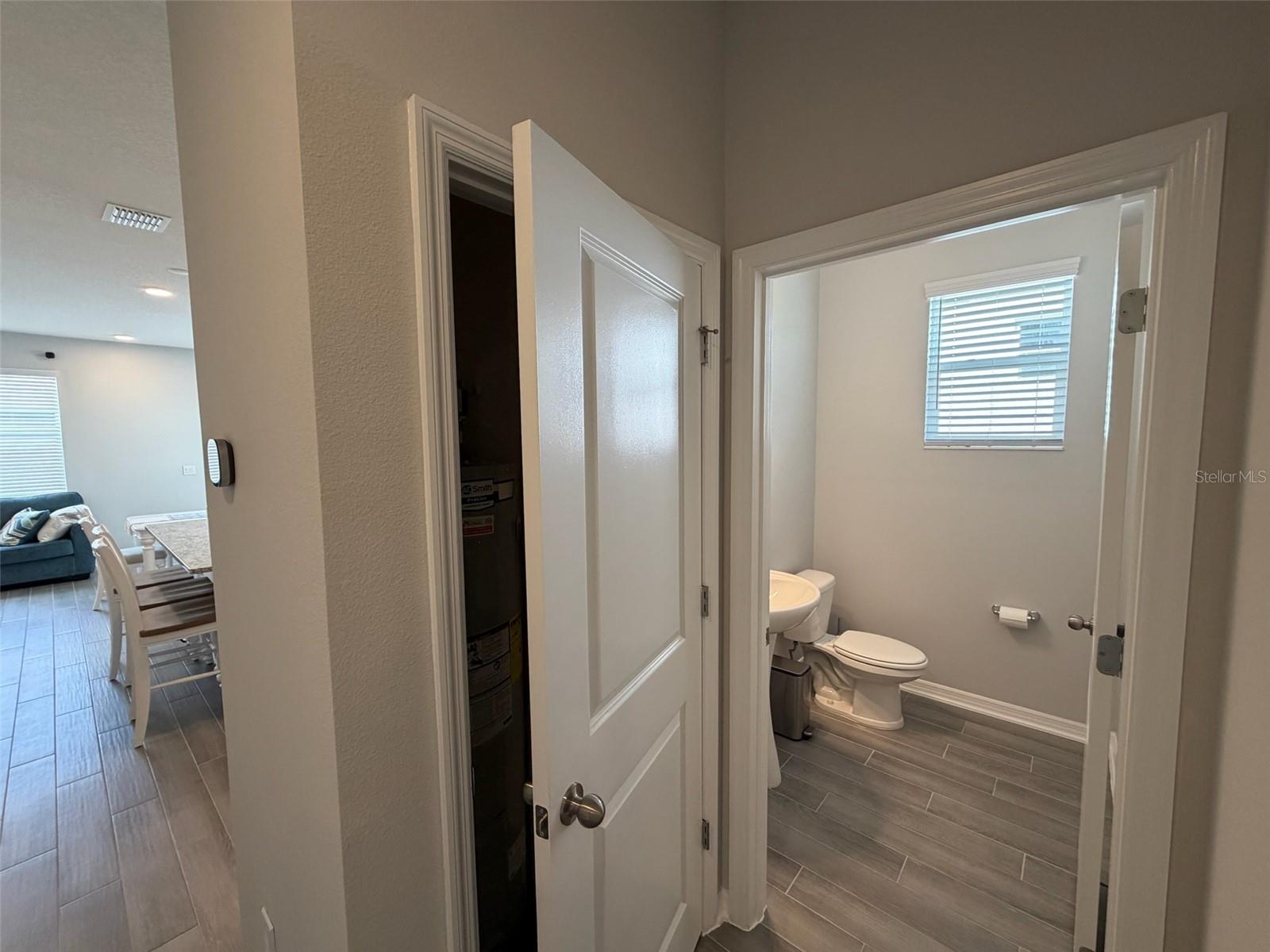 Image 7 of 46 For 15935 Grafton Way