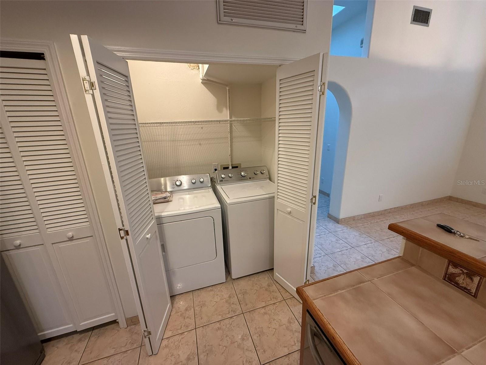 Image 10 of 31 For 505 Via Del Oro Drive 201