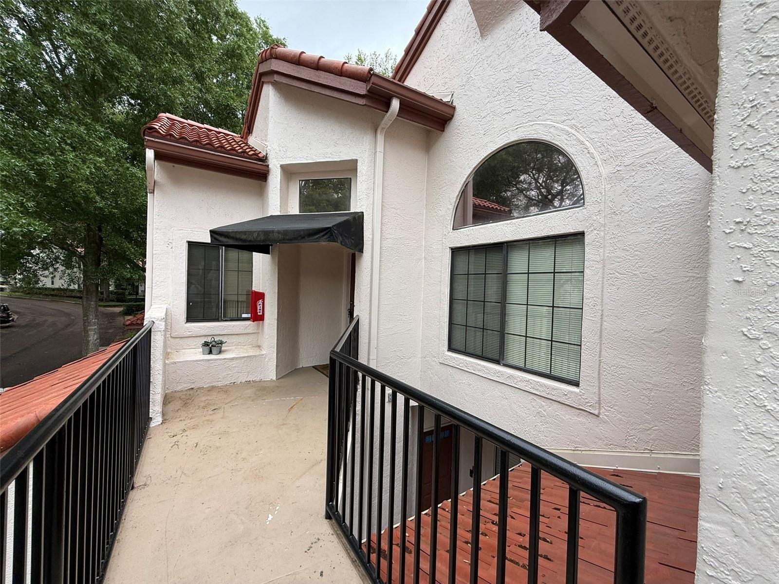 Image 5 of 31 For 505 Via Del Oro Drive 201