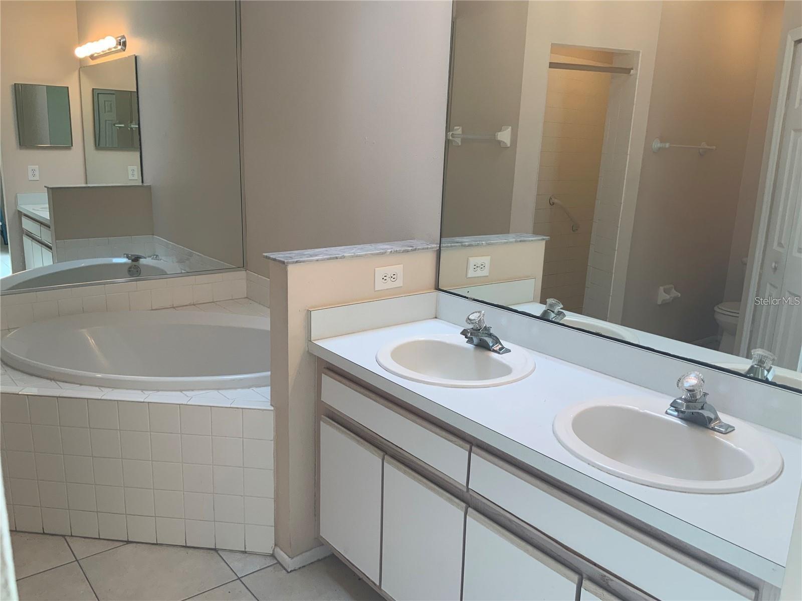 Image 10 of 15 For 1705 Chatham Circle