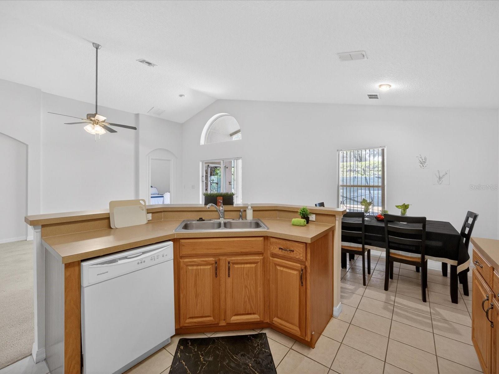 Image 19 of 43 For 1007 Balmoral Drive