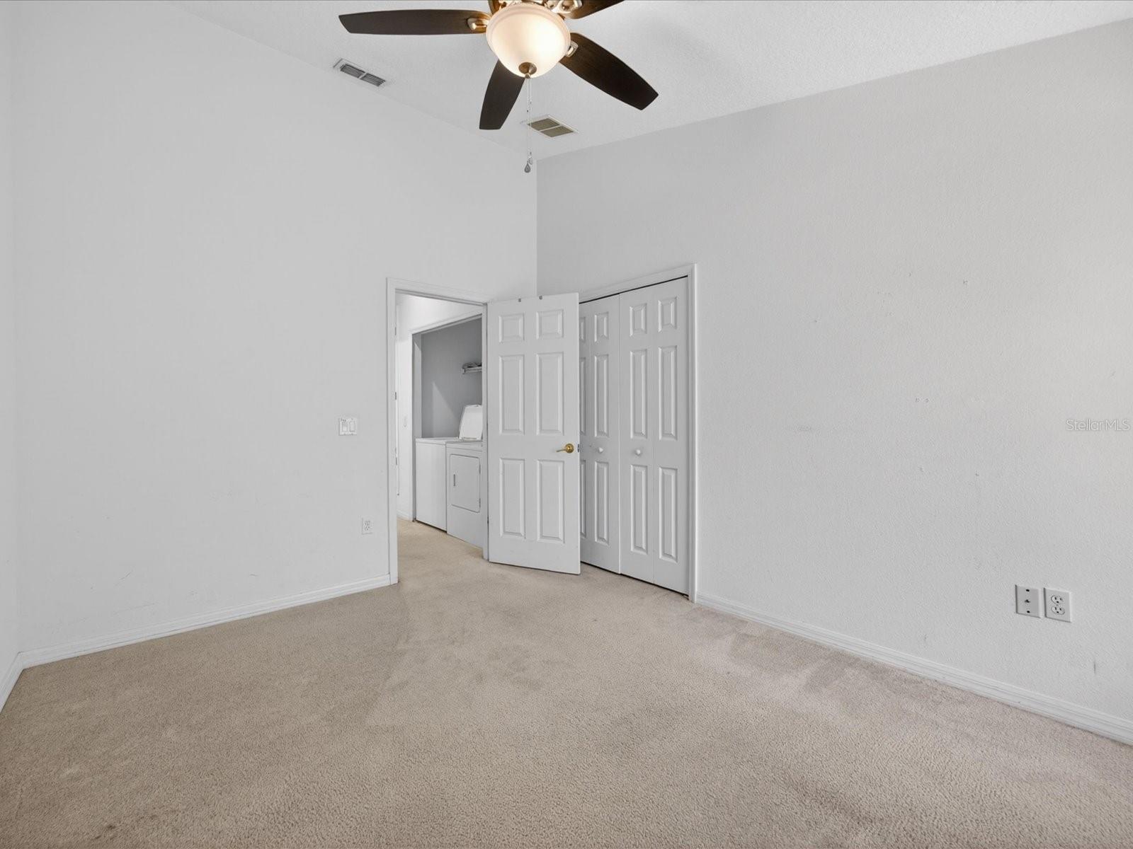 Image 37 of 43 For 1007 Balmoral Drive