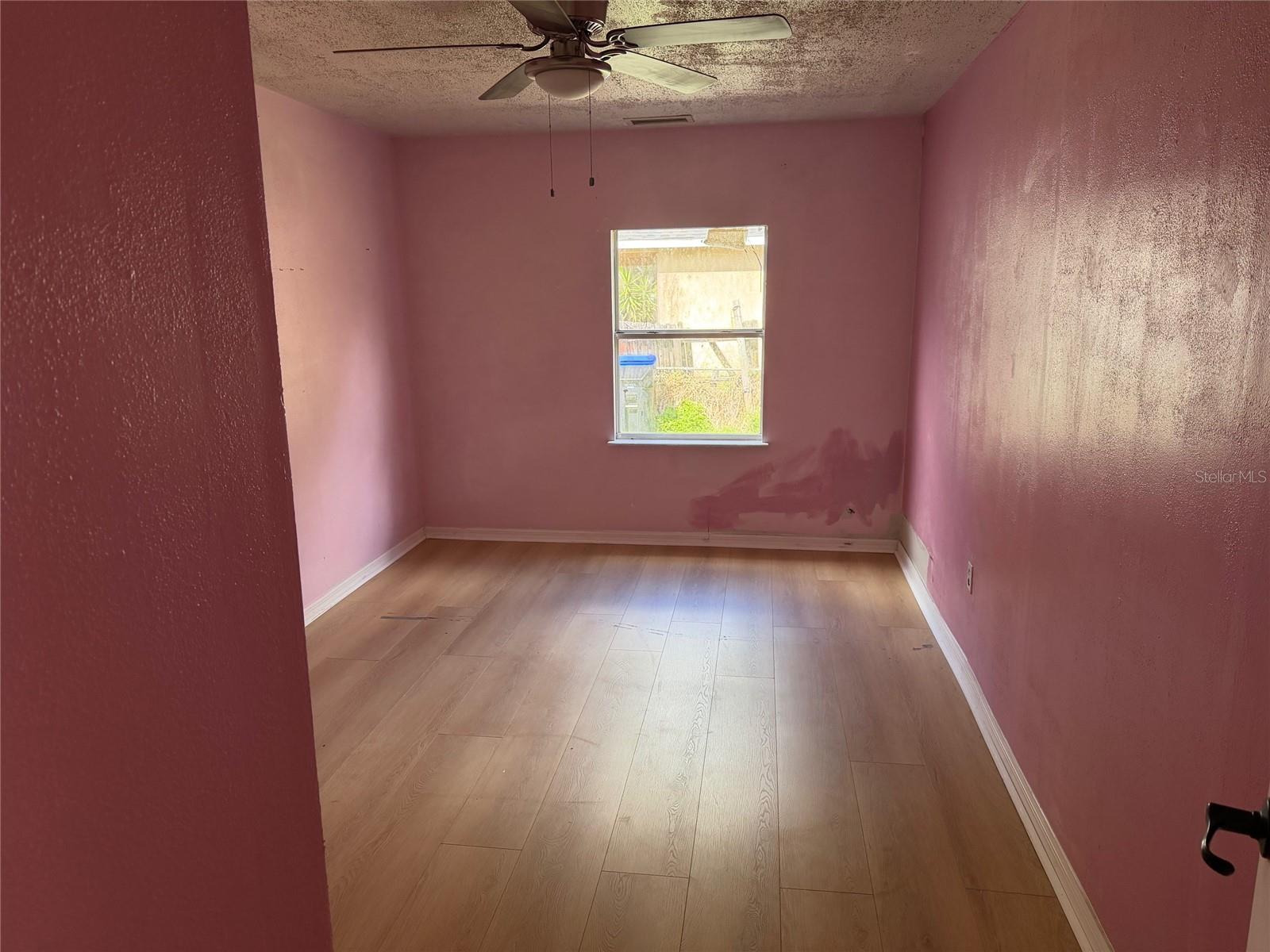 Image 11 of 14 For 636 Park Avenue