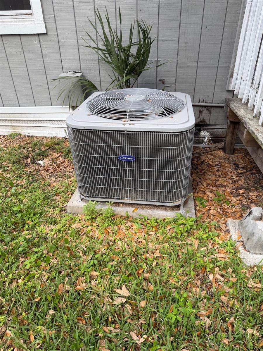 Image 12 of 14 For 636 Park Avenue