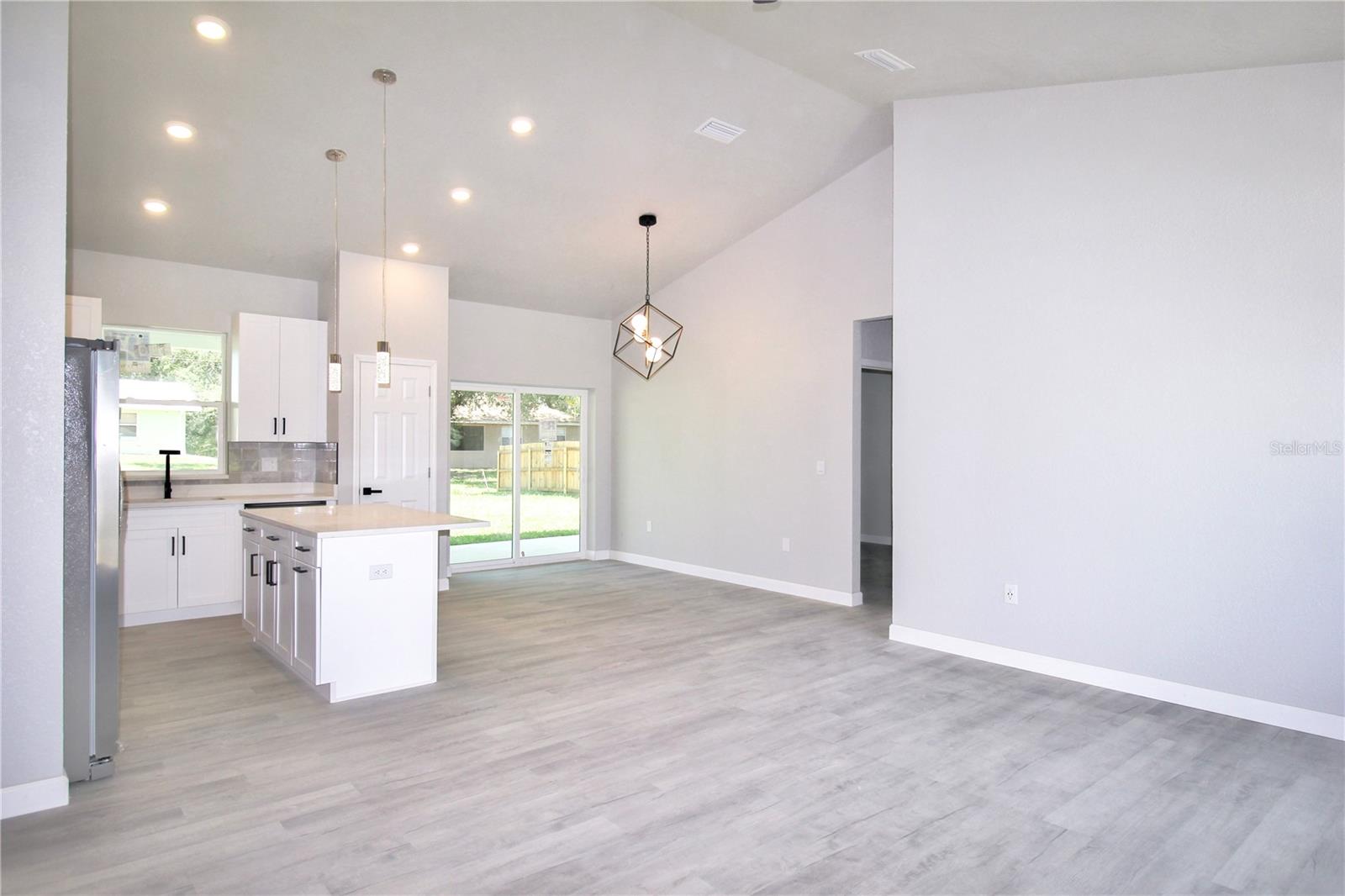 Image 2 of 41 For 4000 Garienda Avenue