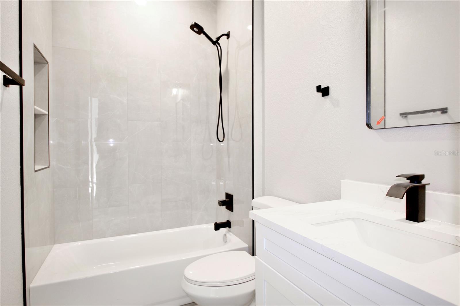 Image 29 of 41 For 4000 Garienda Avenue