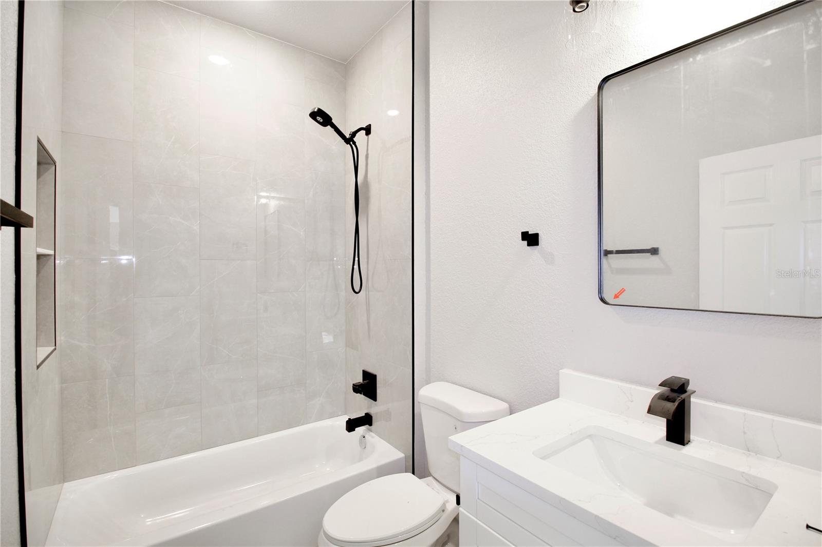 Image 31 of 41 For 4000 Garienda Avenue