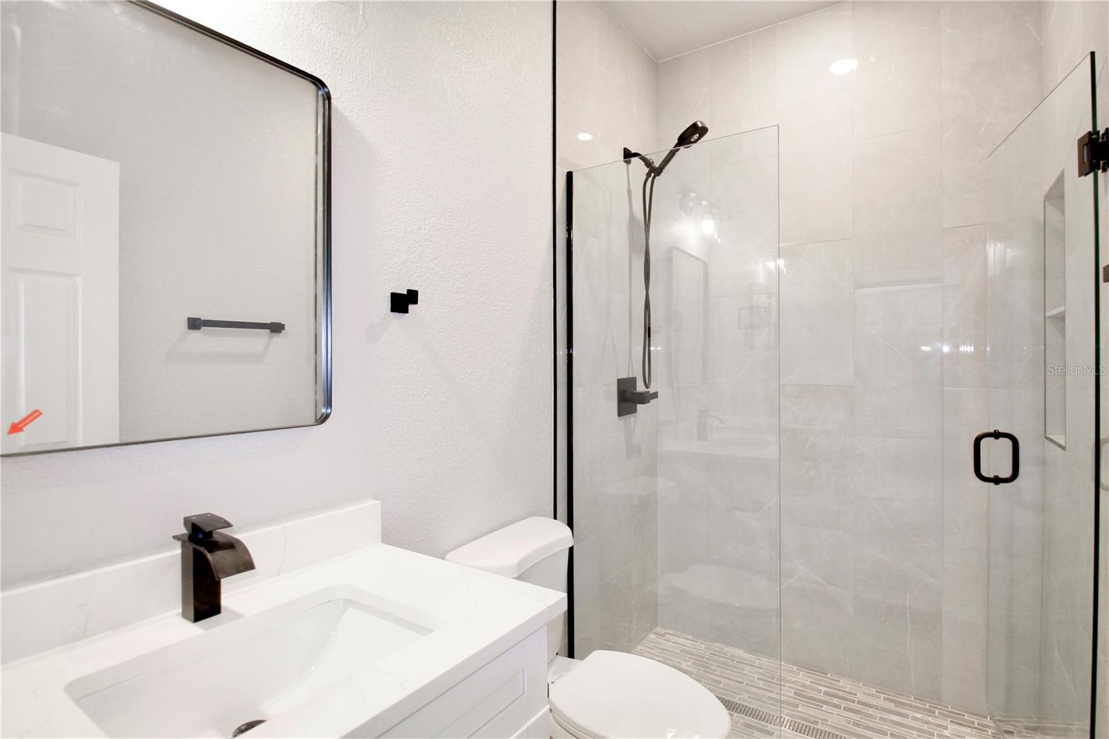 Image 38 of 41 For 4000 Garienda Avenue