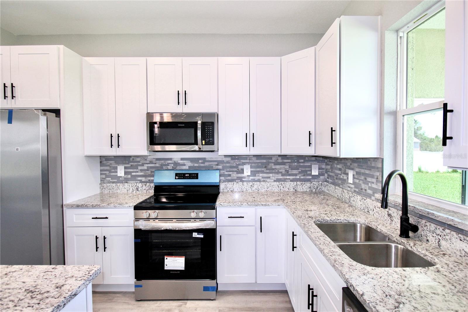 Image 11 of 33 For 4631 Mignon Drive