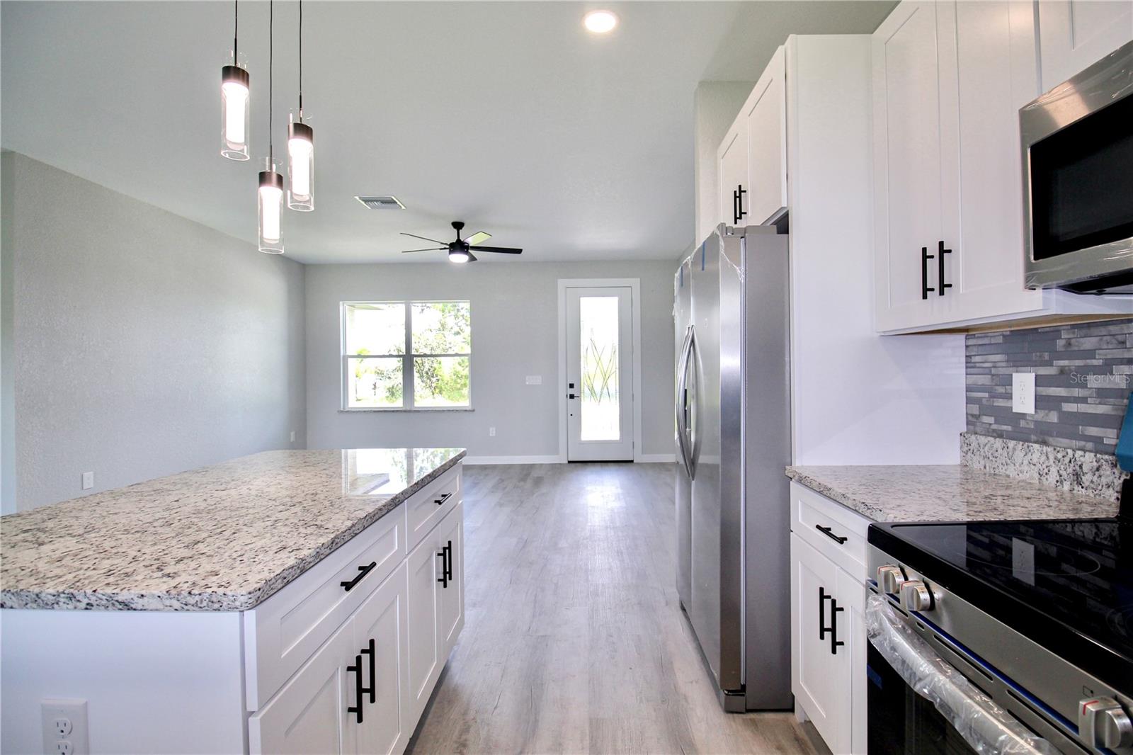 Image 13 of 33 For 4631 Mignon Drive