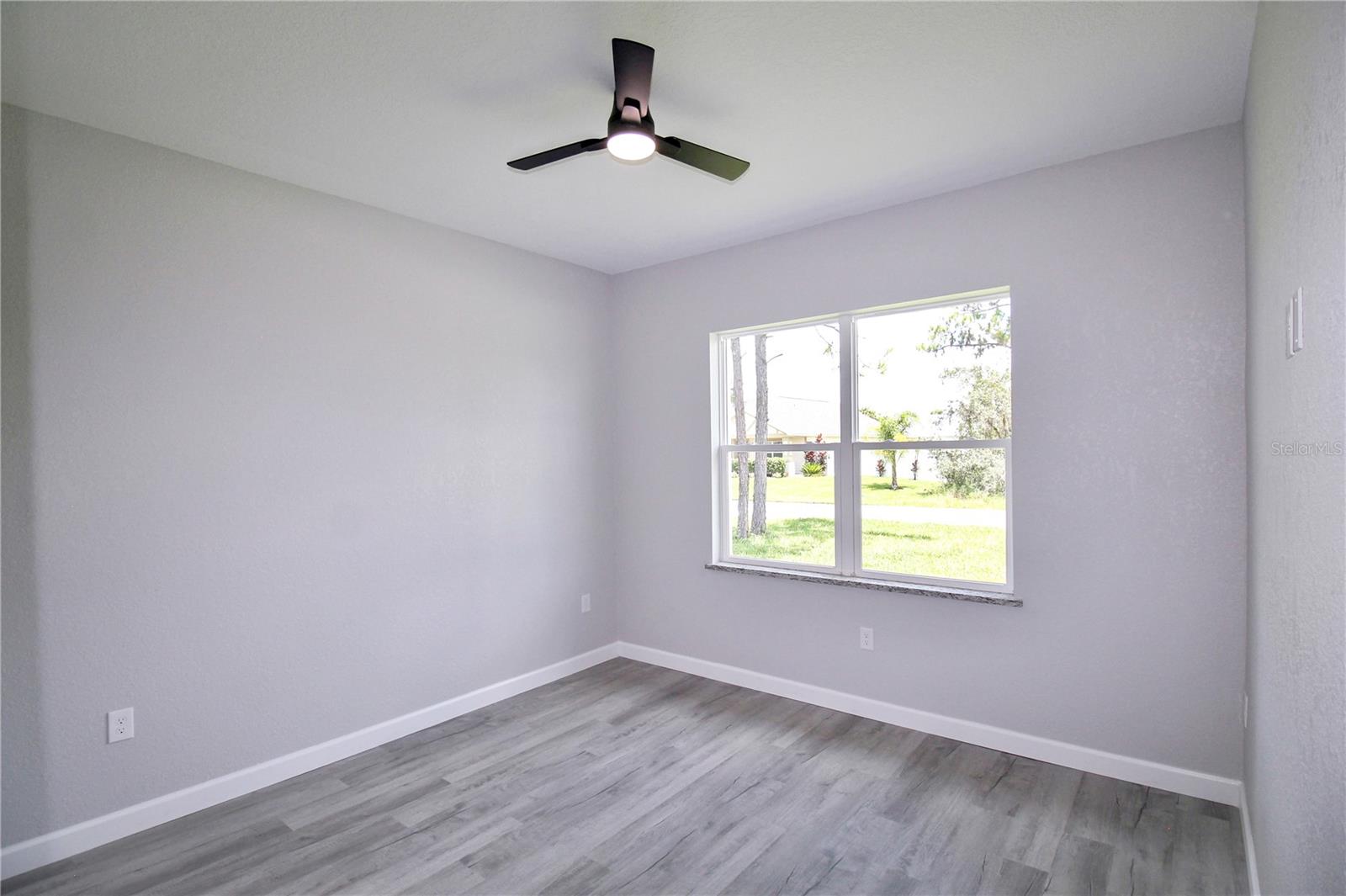 Image 23 of 33 For 4631 Mignon Drive