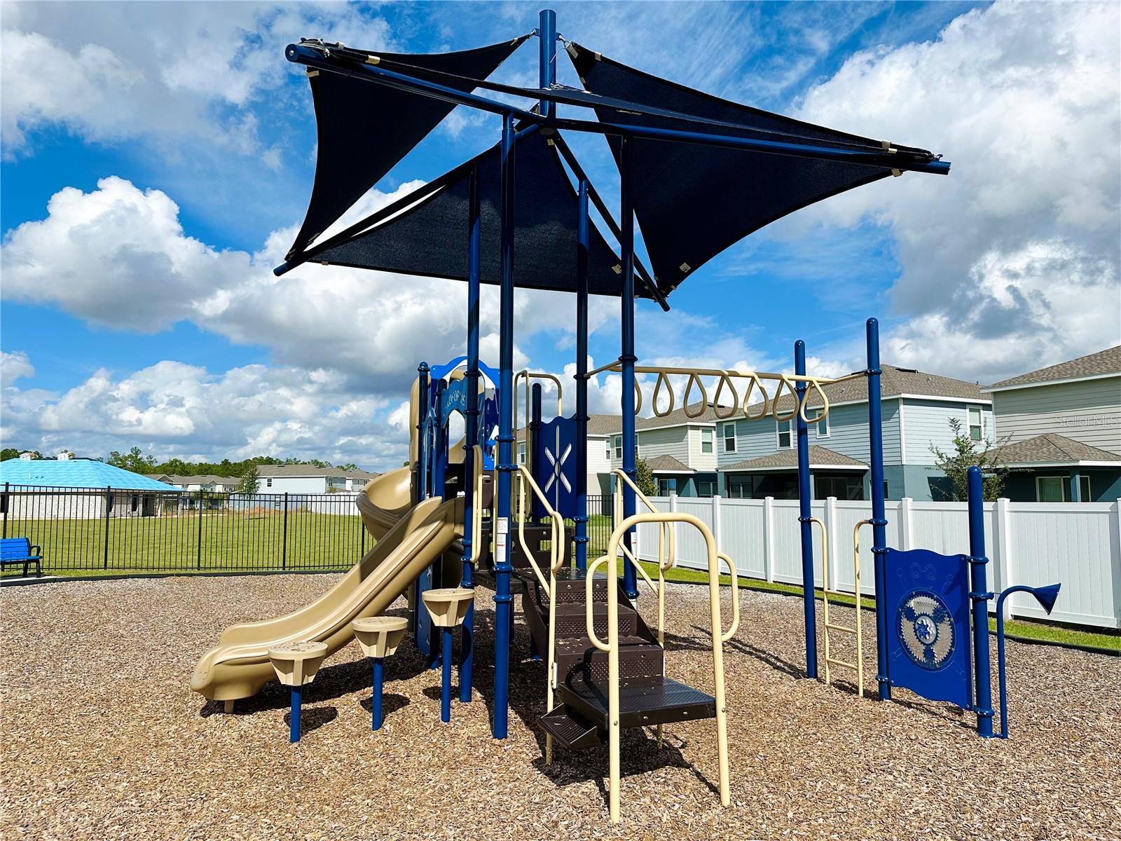 Image 20 of 22 For 700 Daring Drive