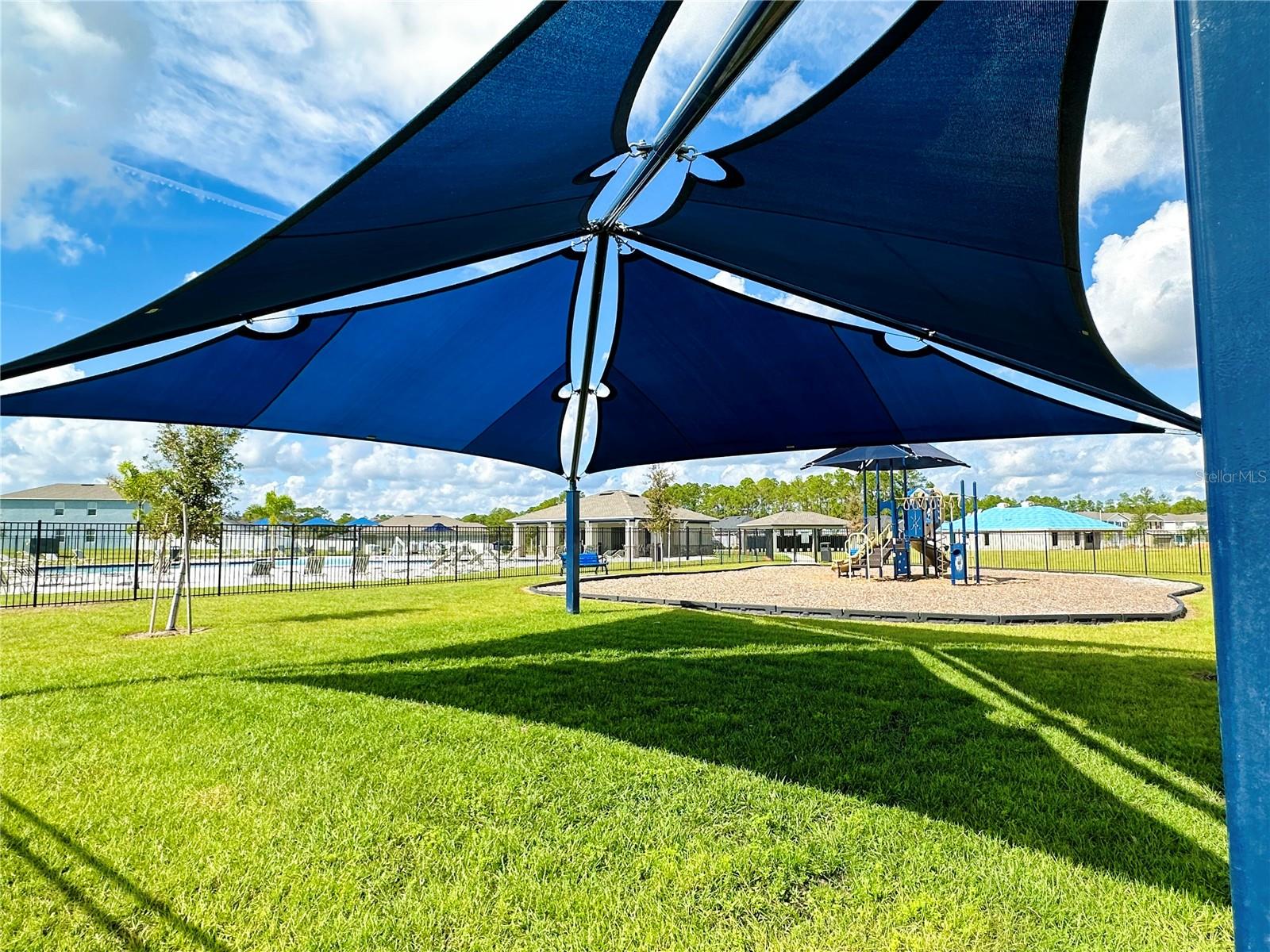 Image 21 of 22 For 700 Daring Drive