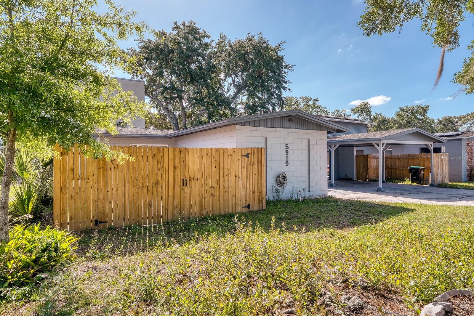 Listing photo id 26 for 5919 Luzon Drive