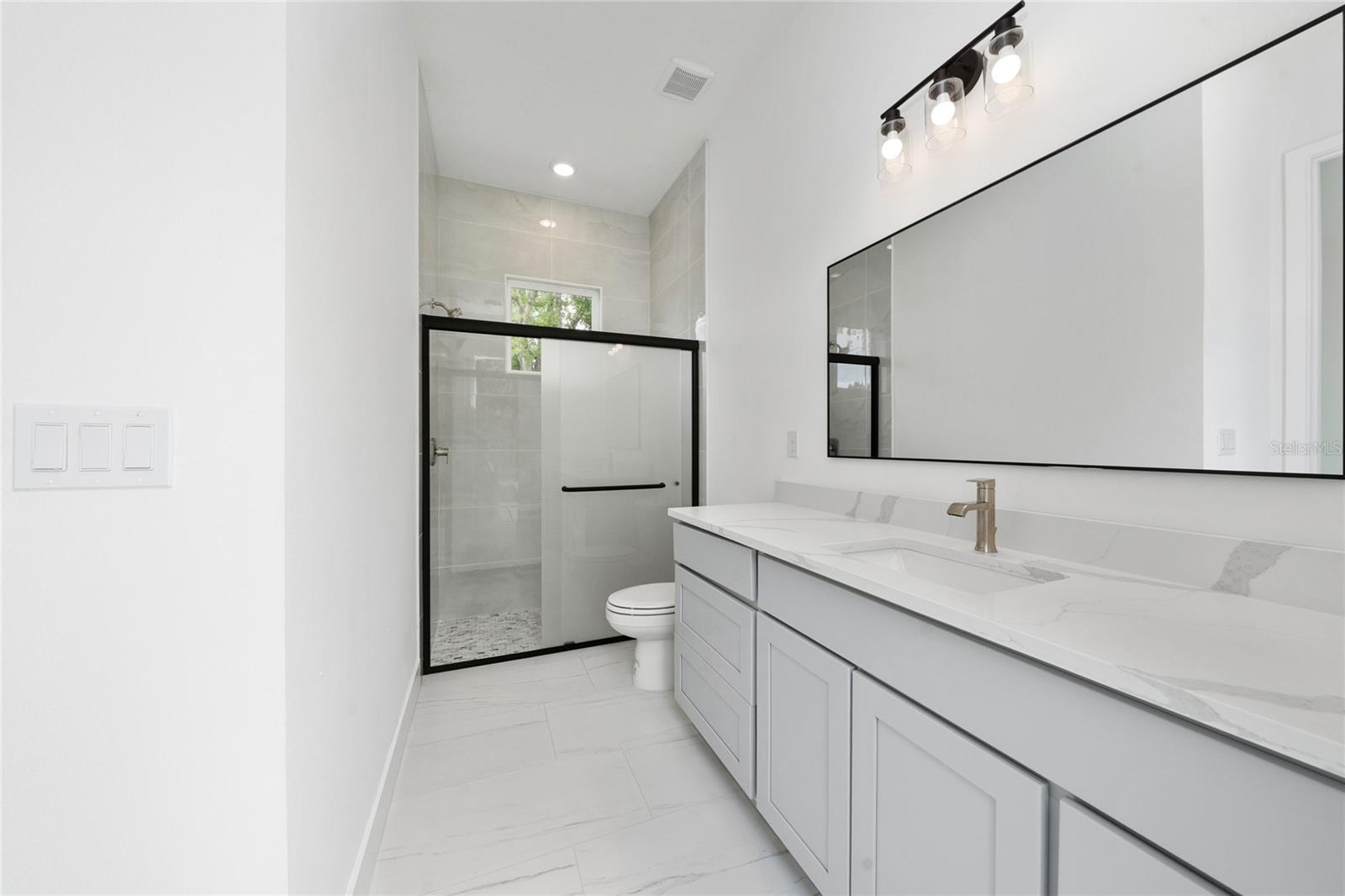 Image 15 of 35 For 18561 Sabal Street