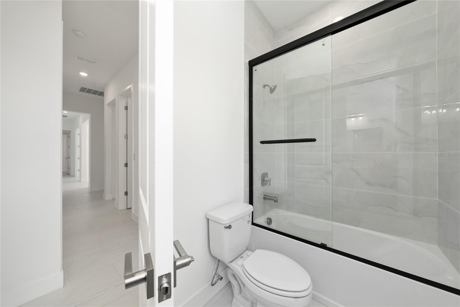 Image 28 of 35 For 18561 Sabal Street