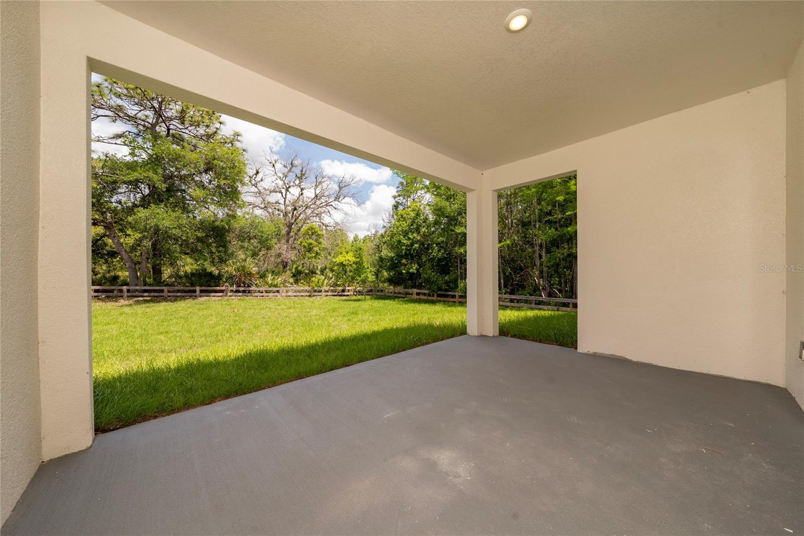 Image 31 of 35 For 18561 Sabal Street