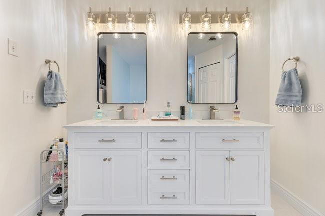 Image 9 of 14 For 8035 Bayside View Drive