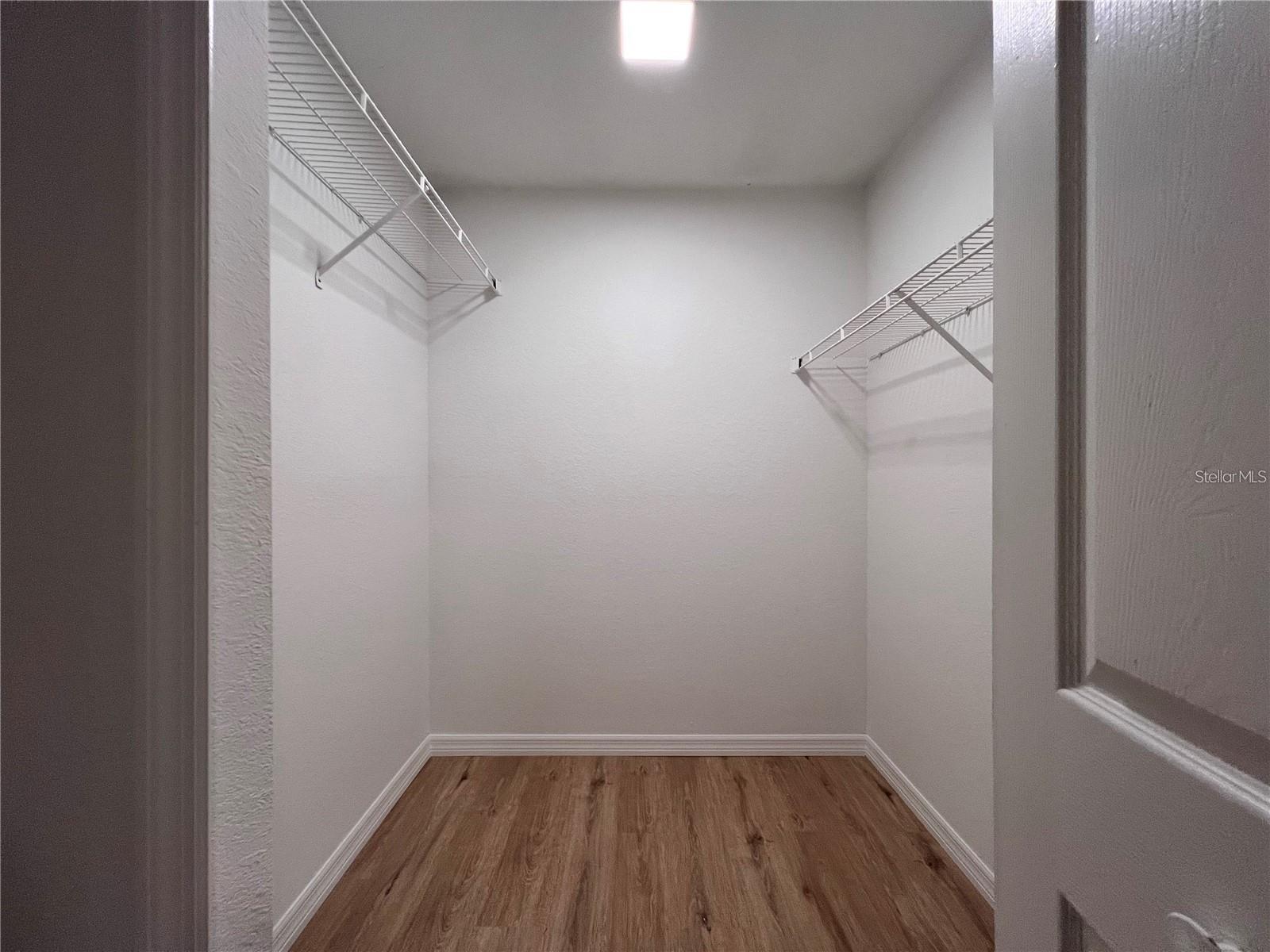 Image 11 of 24 For 7511 Seurat Street 10301