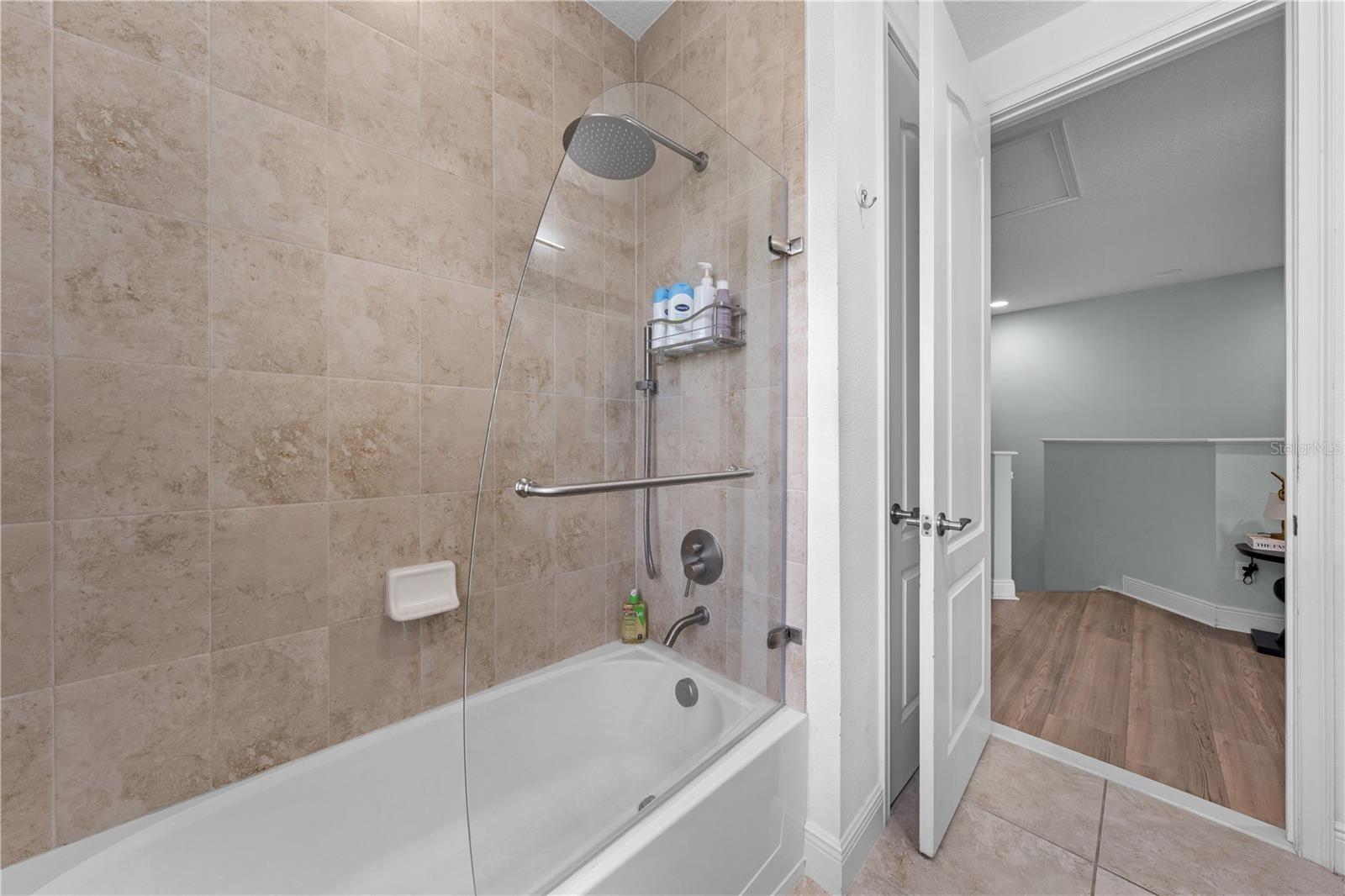 Image 32 of 100 For 14100 Tarvin Street