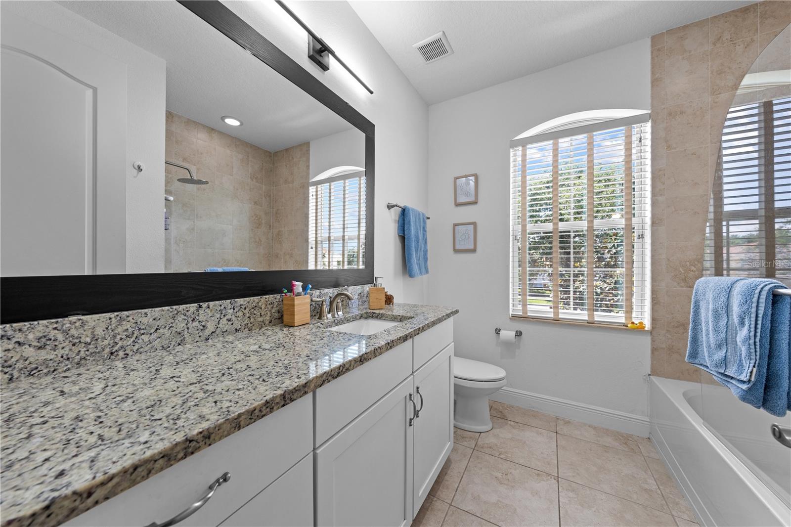 Image 33 of 100 For 14100 Tarvin Street