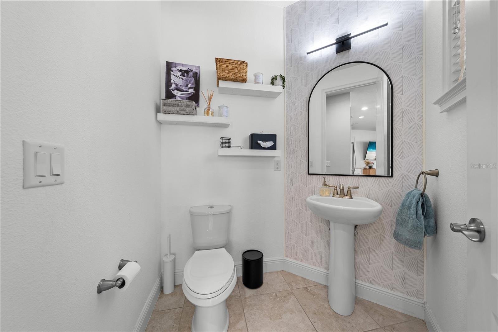 Image 38 of 100 For 14100 Tarvin Street