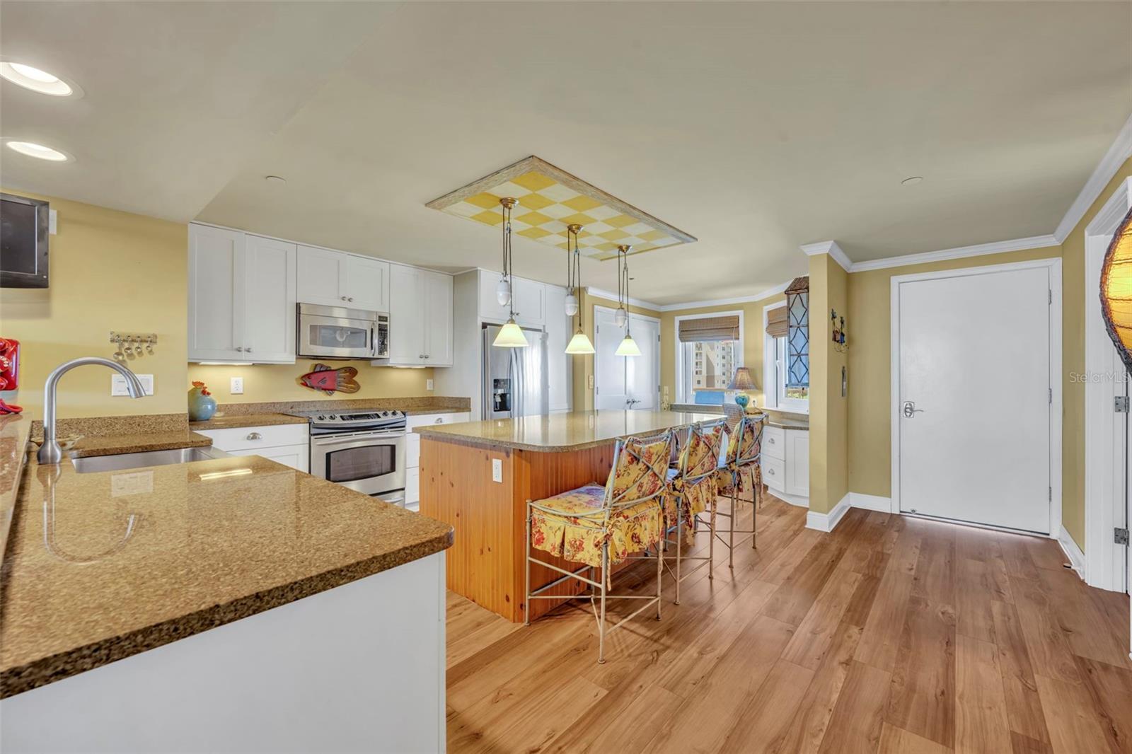 Image 10 of 42 For 257 Minorca Beach Way  406