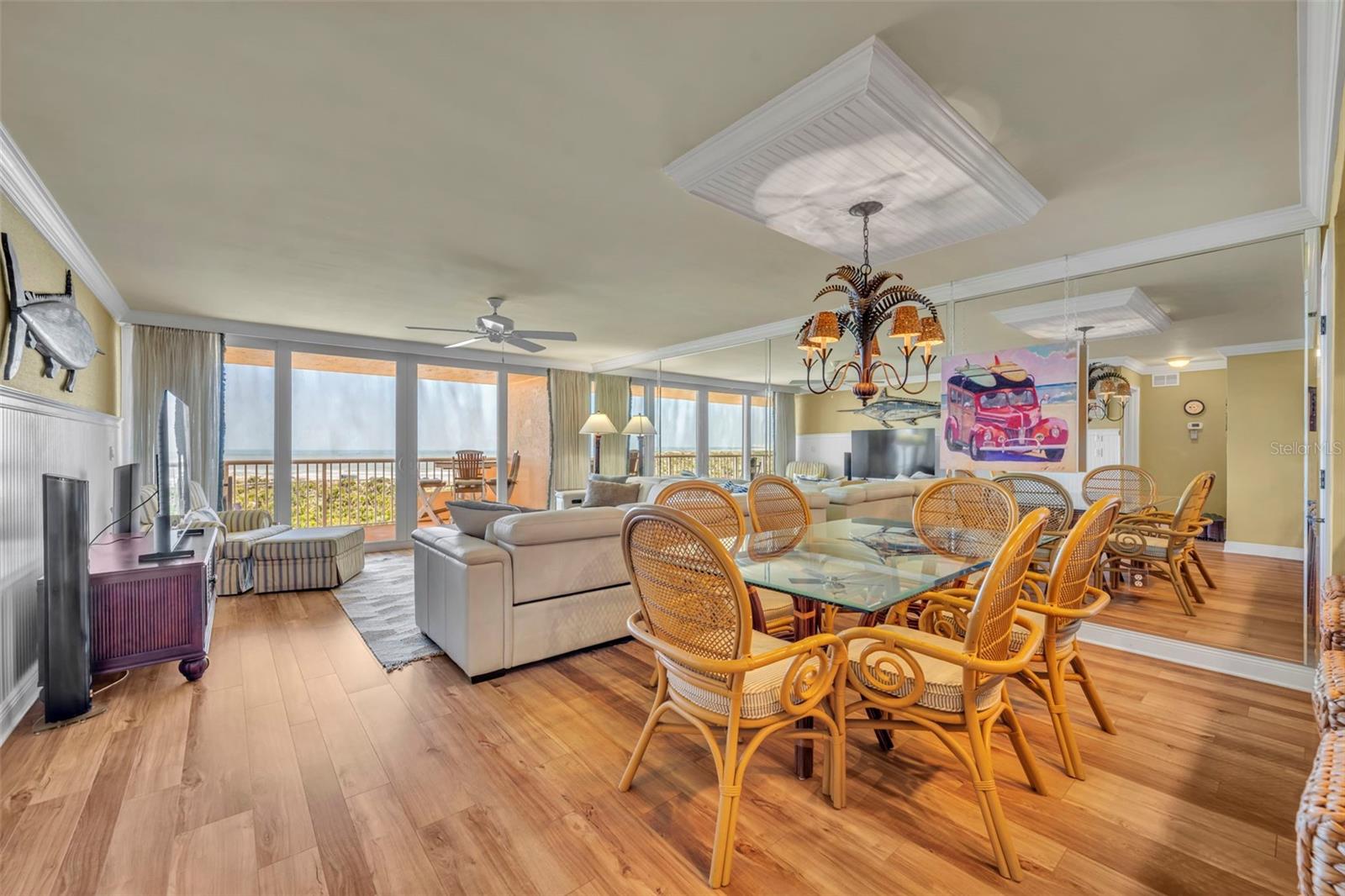 Image 12 of 42 For 257 Minorca Beach Way  406