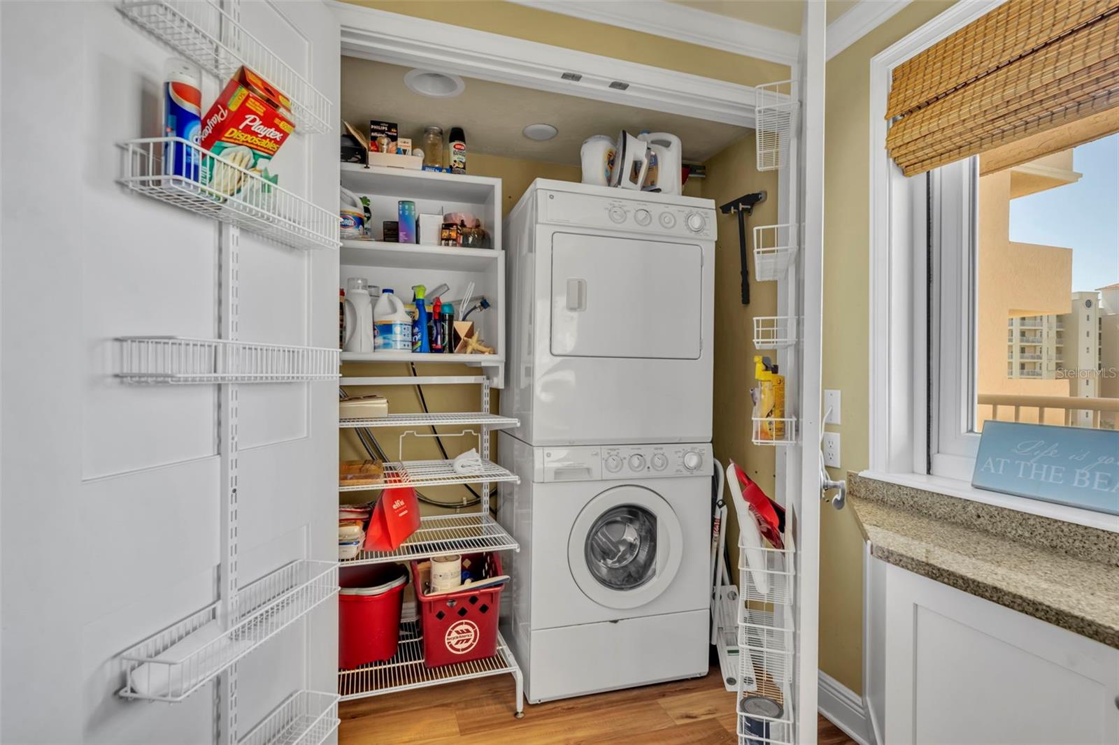 Image 28 of 42 For 257 Minorca Beach Way  406