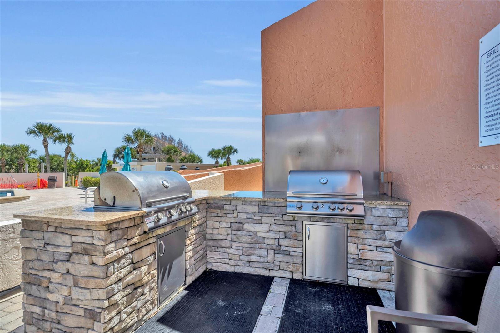 Image 37 of 42 For 257 Minorca Beach Way  406