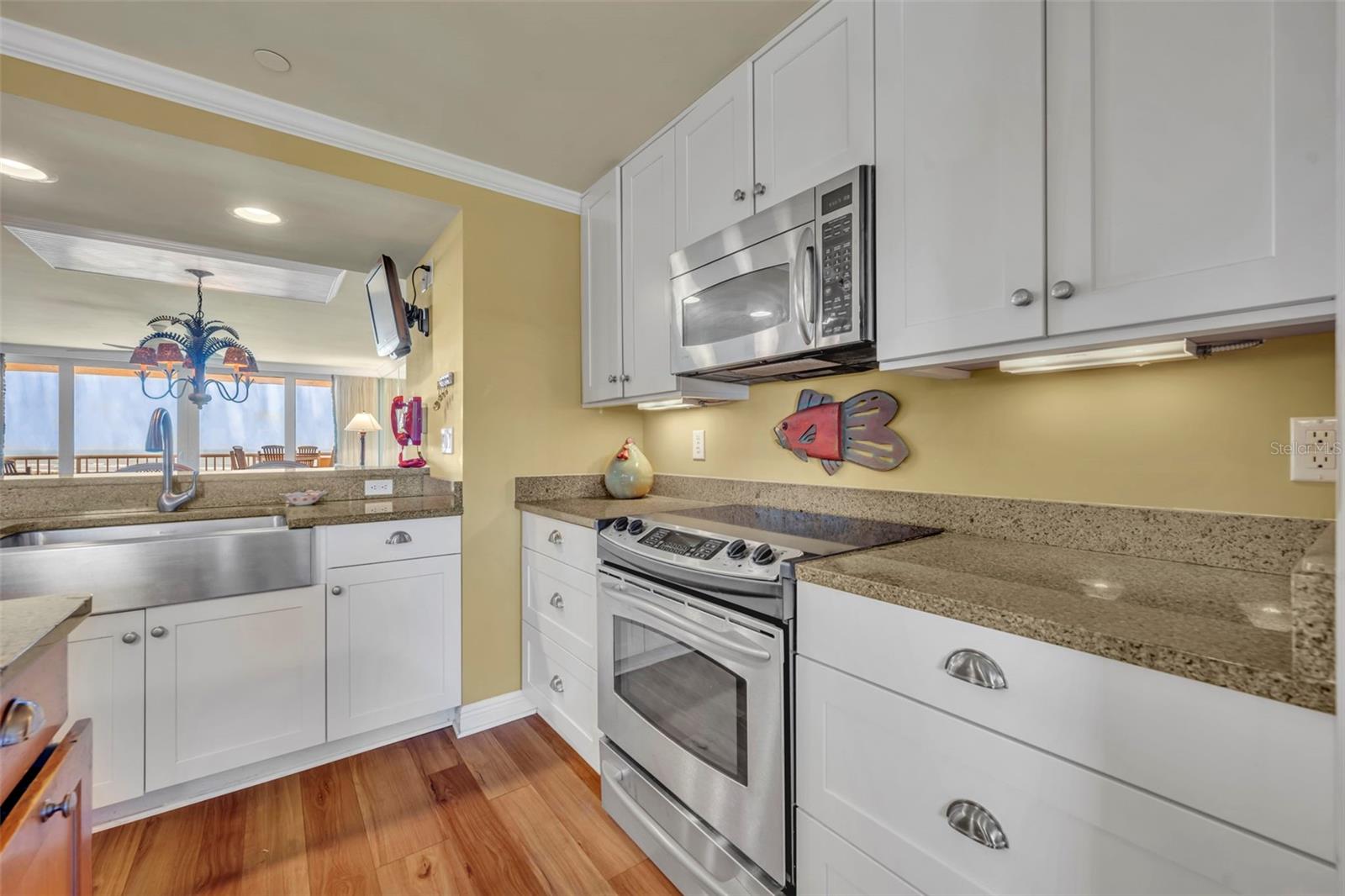 Image 9 of 42 For 257 Minorca Beach Way  406