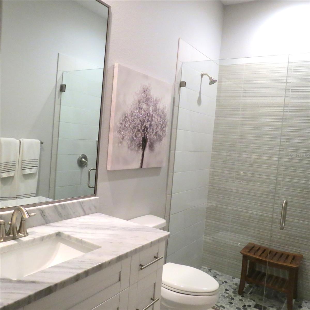 Image 28 of 46 For 6990 Bentridge Drive