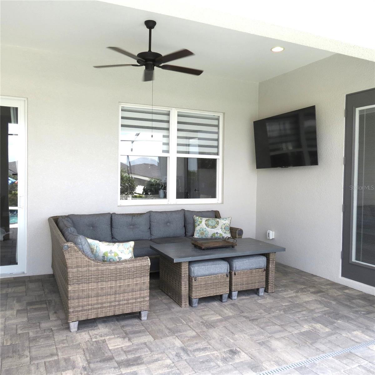 Image 33 of 46 For 6990 Bentridge Drive