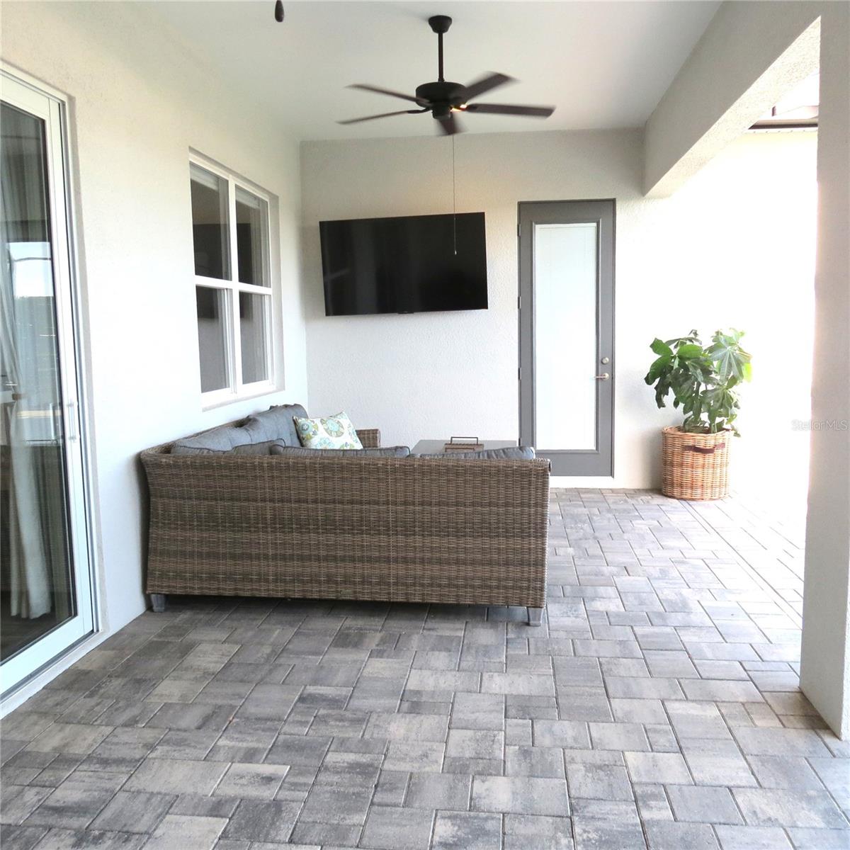 Image 34 of 46 For 6990 Bentridge Drive