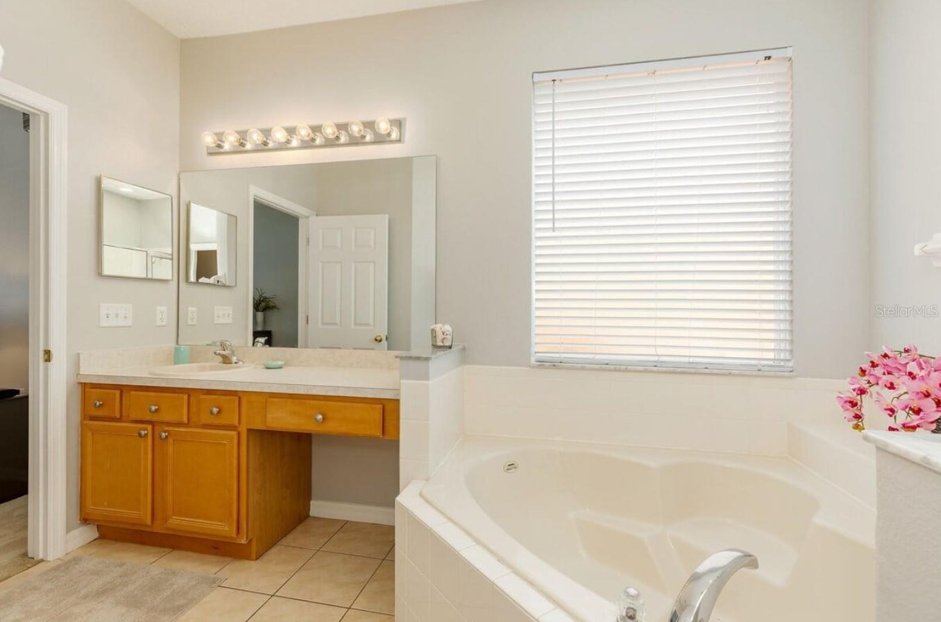 Image 20 of 35 For 1315 Seasons Boulevard