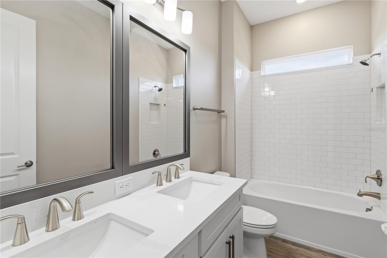 Image 33 of 50 For 3018 Cordoba Ranch Boulevard