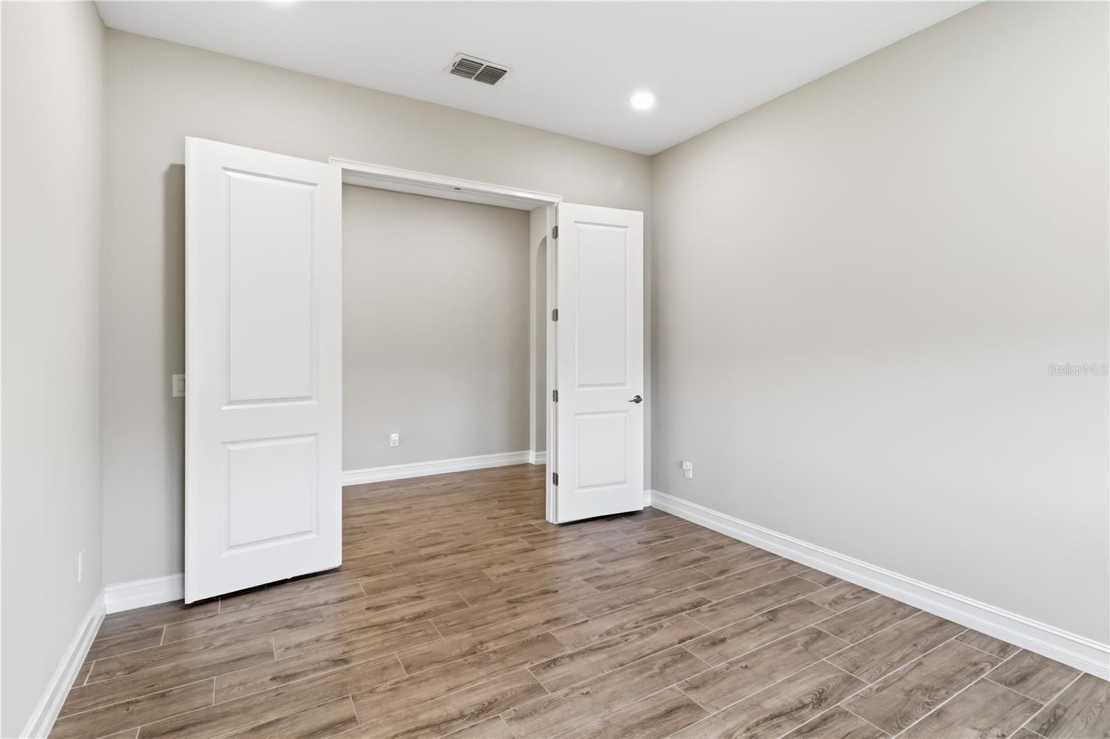 Image 43 of 50 For 3018 Cordoba Ranch Boulevard