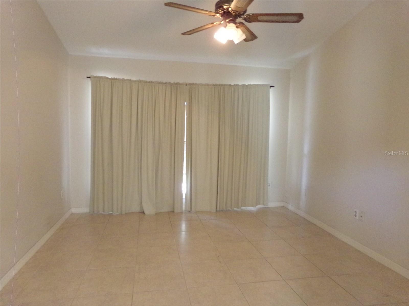 Image 16 of 31 For 1041 Kelsey Ave