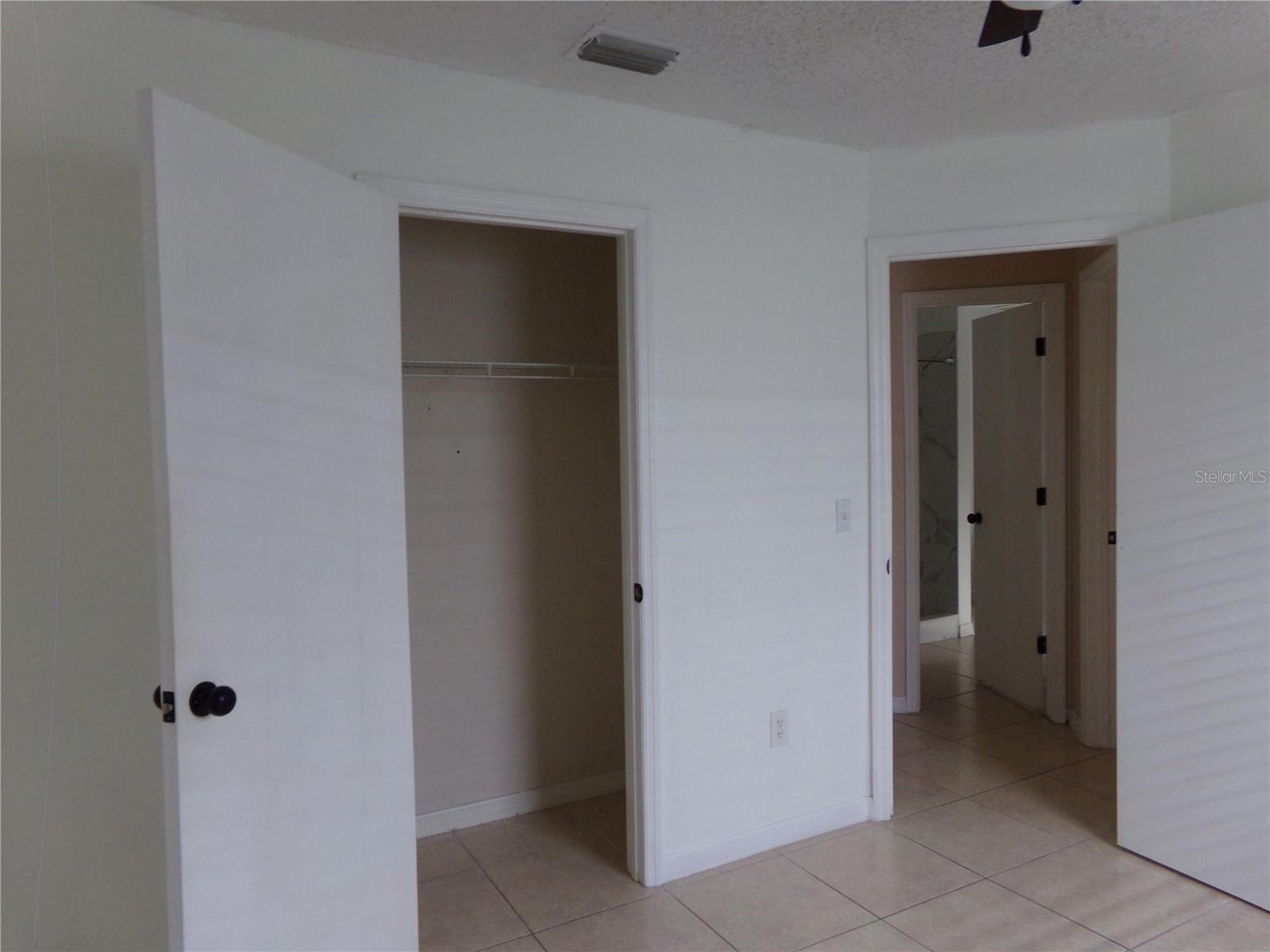 Image 21 of 31 For 1041 Kelsey Ave