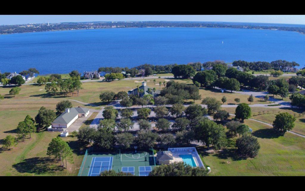 Image 18 of 26 For 9709 Spring Lake Drive